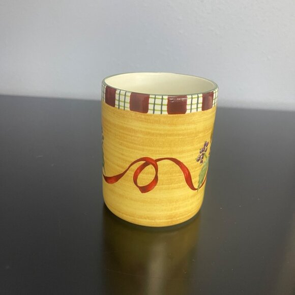 Lenox Winter Greetings Everyday Goldfinch Mug - Picture 5 of 7